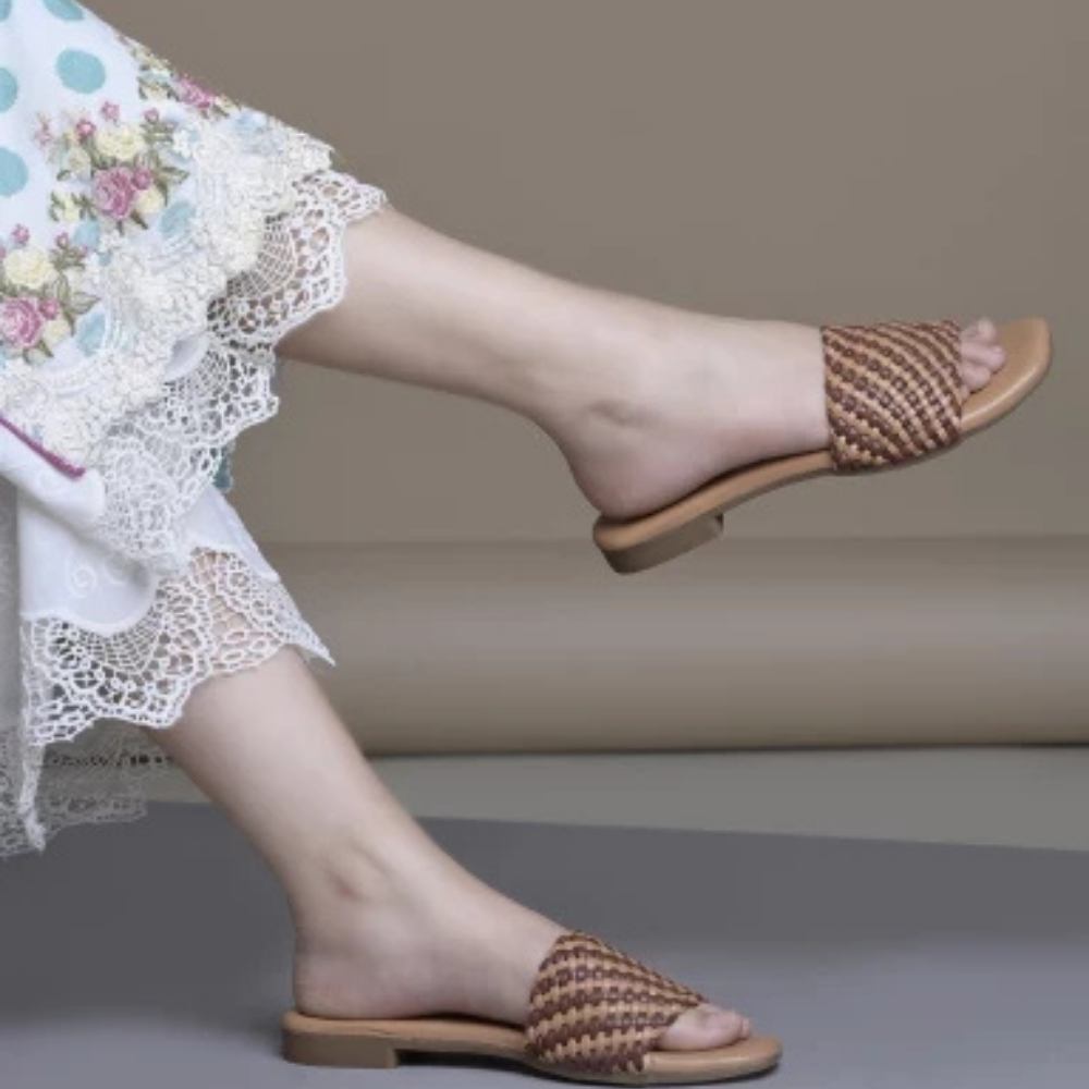 Women's footwear